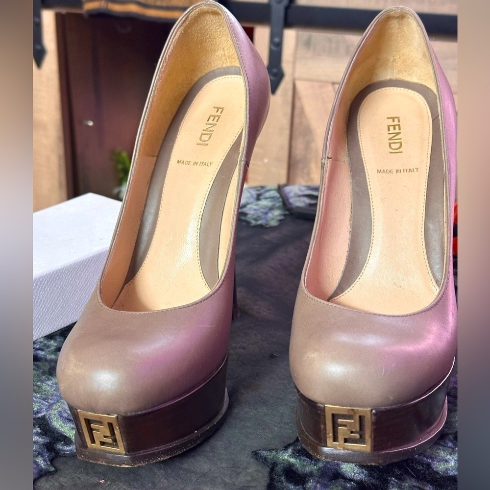Fendi heels euc size 38.5